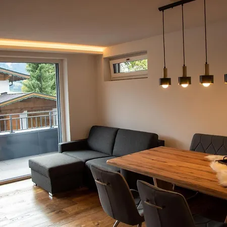 Das Neue Sonnberg Living, Ski In-Ski Out Brixen im Thale Extérieur photo