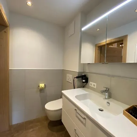 Das Neue Sonnberg Living, Ski In-Ski Out Brixen im Thale Extérieur photo