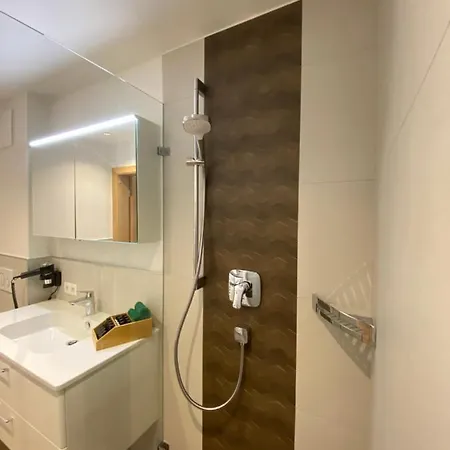 Das Neue Sonnberg Living, Ski In-Ski Out Brixen im Thale Extérieur photo
